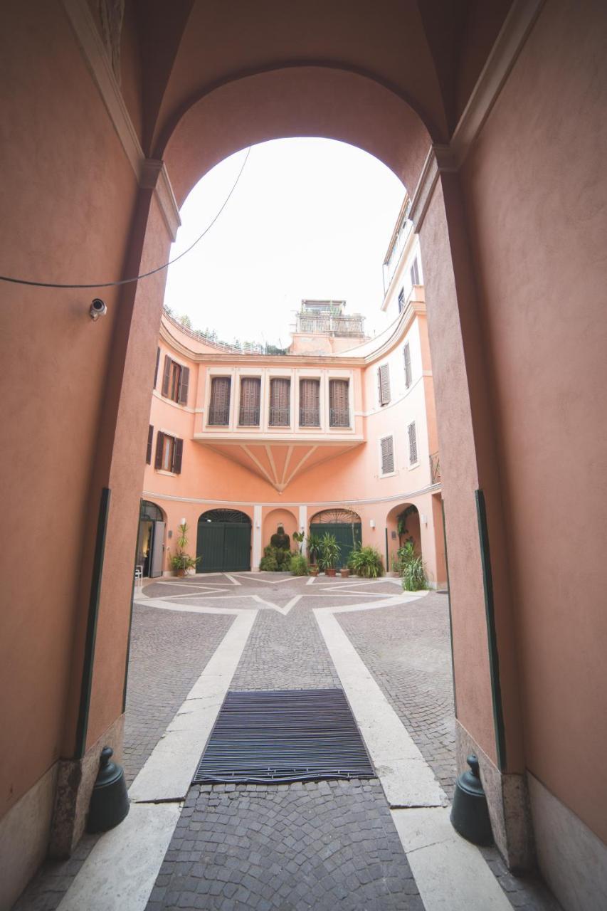 Bed and Breakfast Trevi Portrait Рим Экстерьер фото